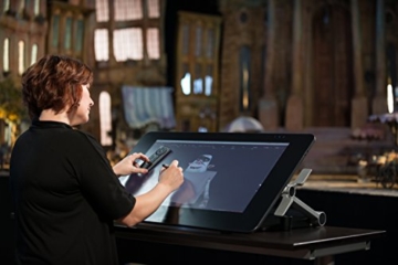 Wacom Cintiq 27QHD Kreativ-Stift-Display schwarz - 